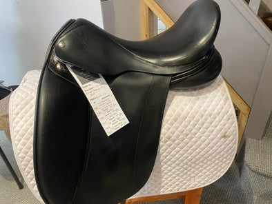 #1748 17.5" Frank Baines Dressage Saddle M/W