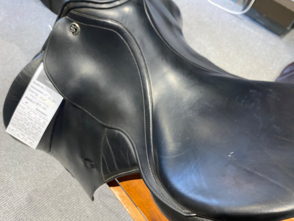 #2138 17" Keiffer Dressage Saddle M/W High Wither