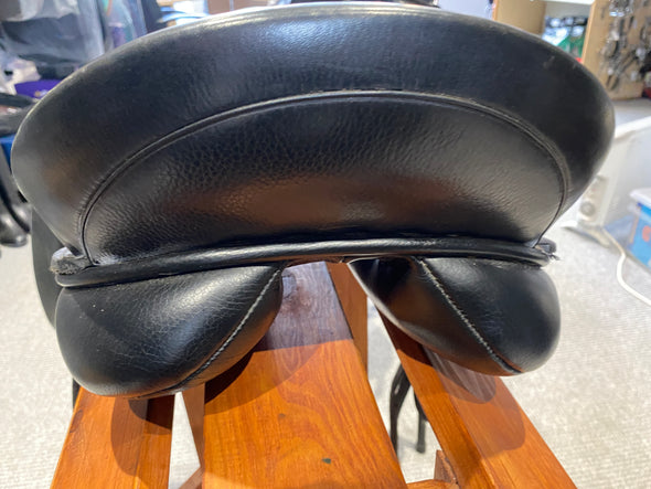 #2139 18" Lavinia Mitchell Dressage Saddle SIZE 3 (XW)