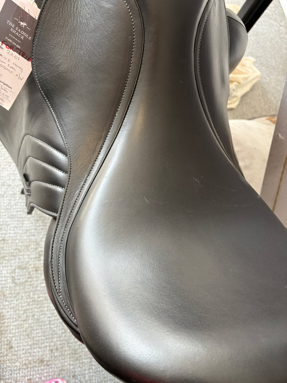 #2201 17.5 Harry Dabbs Platinum Extra Mariella DRESSAGE M/W
