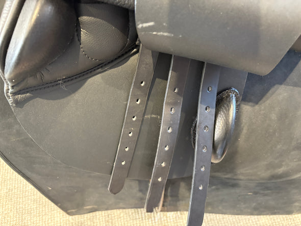 #2206 17" Portos Jumping Saddle 29cm N/M