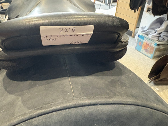 #2218 17.5 Humphries & Swain Jumping Saddle M/W
