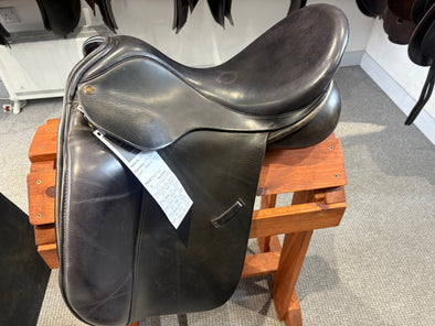 #2350 17.5" NSC (Ideal Tree) Dressage Saddle M/W