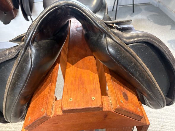 #2350 17.5" NSC (Ideal Tree) Dressage Saddle M/W