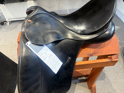 #2363 17" Bates Dressage Saddle C/G (m/w)