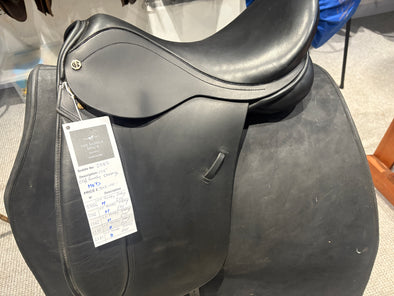 #2382  17.5 Barnsby Dressage Saddle, MED.
